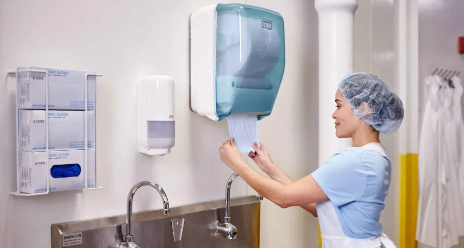 Dozator Tork Washstation: Soluția ideală pentru igiena în medii dificile